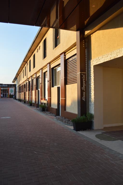 Hotel Nova Buzău Zewnętrze zdjęcie
