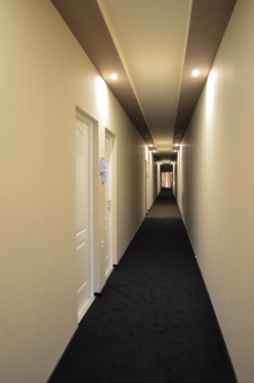 Hotel Nova Buzău Zewnętrze zdjęcie
